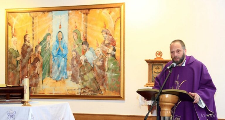 Don Mihovil Kurkut predavač na duhovnoj obnovi za bračne parove u Međugorju