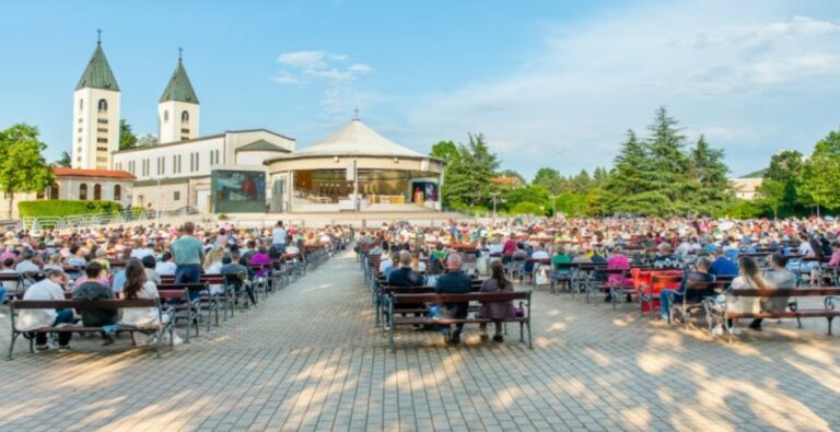 Tisuće hodočasnika u Međugorju proslavilo svetkovinu Duhova – Pedesetnicu