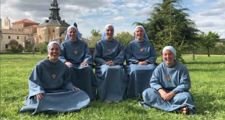 PET SESTARA U dvije godine jedna za drugom postale redovnice