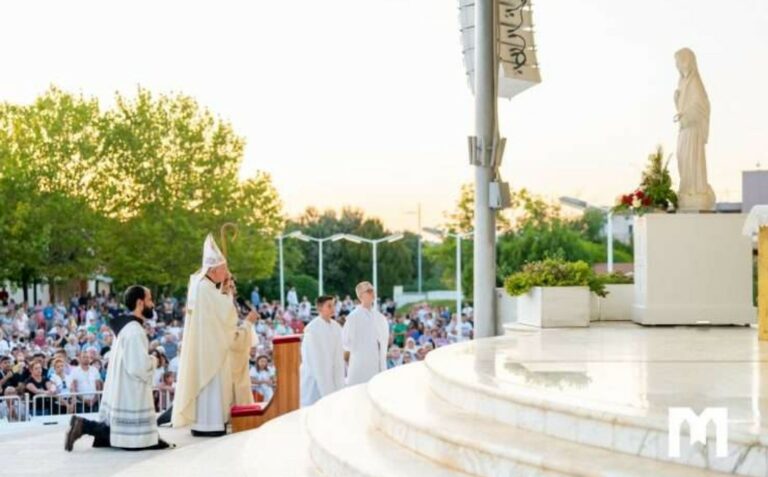 Mons. Cavalli: Dostupnost, diskretnost, pozornost i vjernost Marijin je primjer za sve nas