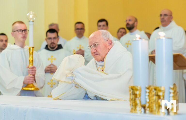 Nadbiskup Aldo Cavalli na Veliki četvrtak pozvao na služenje, rast i darivanje sebe drugima